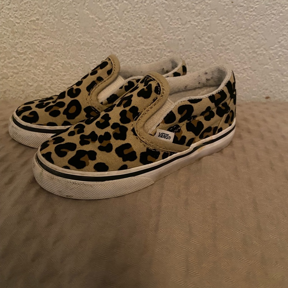 Toddler cheetah slip on vans